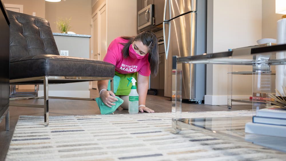 Pregnancy Safety: 5 House Cleaning Products to Avoid and What to Replace Them With