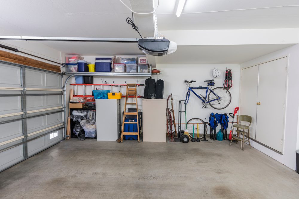 How to Tidy Up a Garage Like a Pro