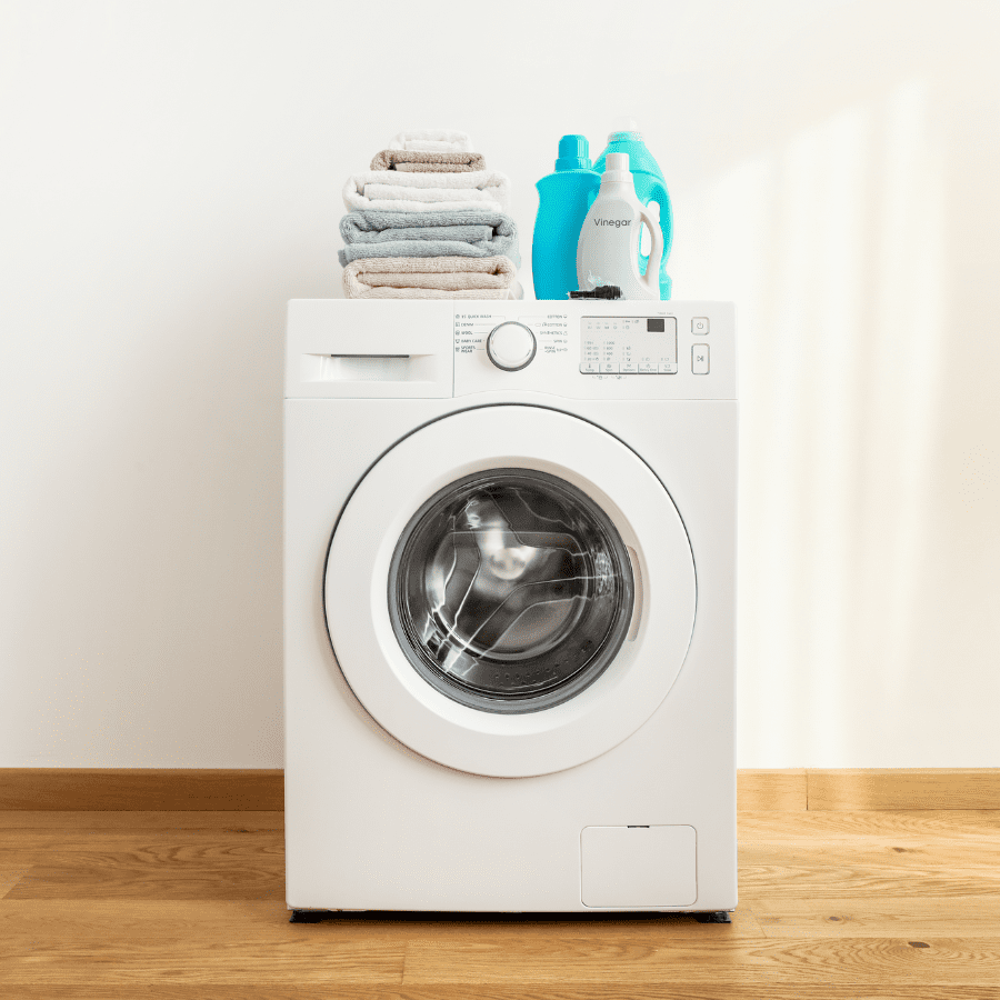 Vinegar Solutions for the Bedroom and Laundry