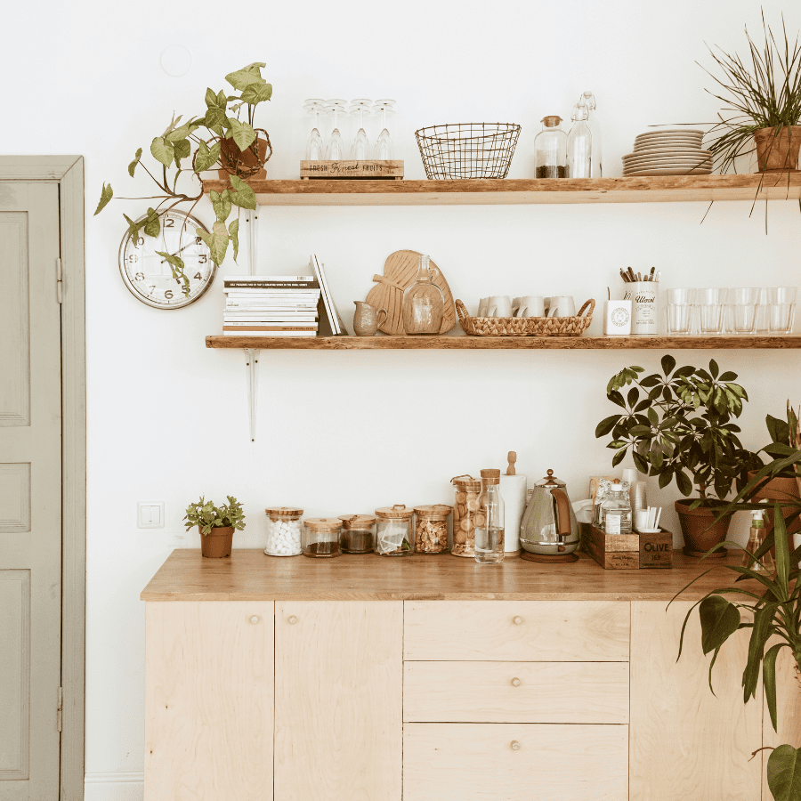 Weekly Cleaning Tasks for Maintaining Cleanliness