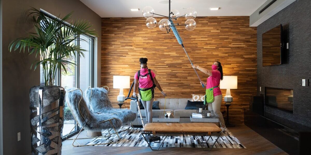 Where can I book an expert move-out cleaning service in Dardenne Prairie? 