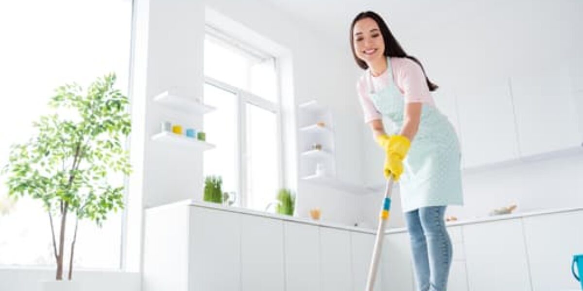Seven Easy Tips to Keep Your Floors Spotless