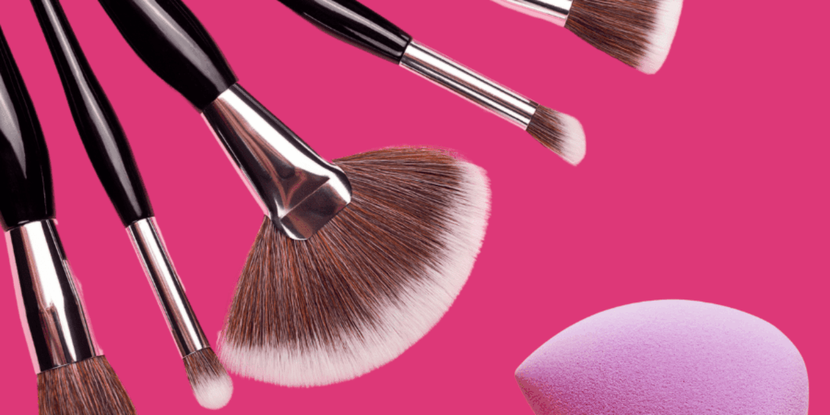 Quick & Easy Daily Makeup Brush Cleaner Tips