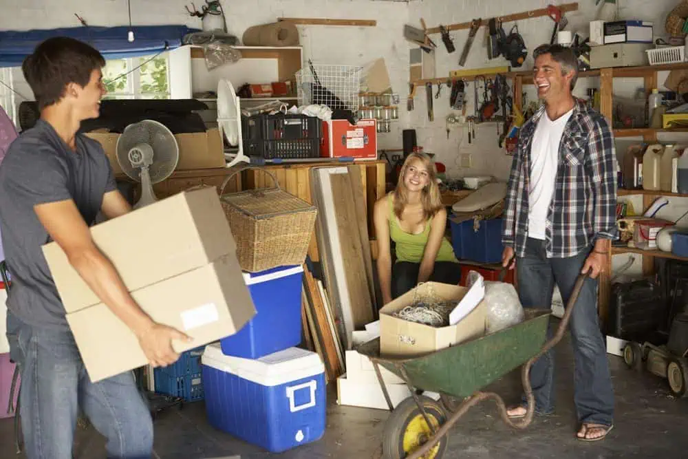How to Tidy Up a Garage Like a Pro